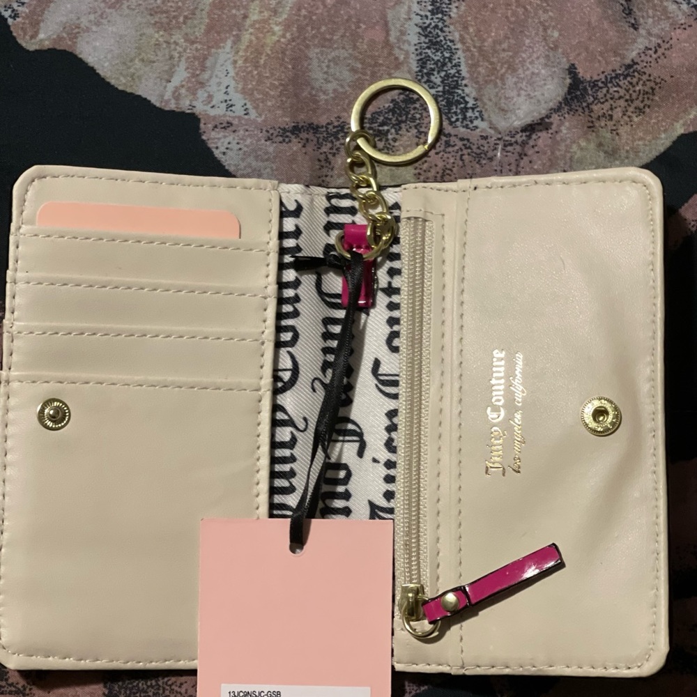 Juicy Couture - Picture 2 of 3
